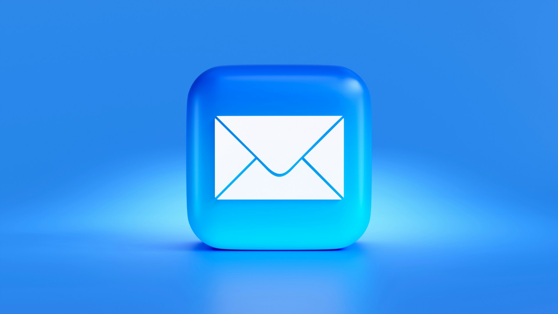 De la tecla difícil al asistente virtual: la evolución del correo electrónico